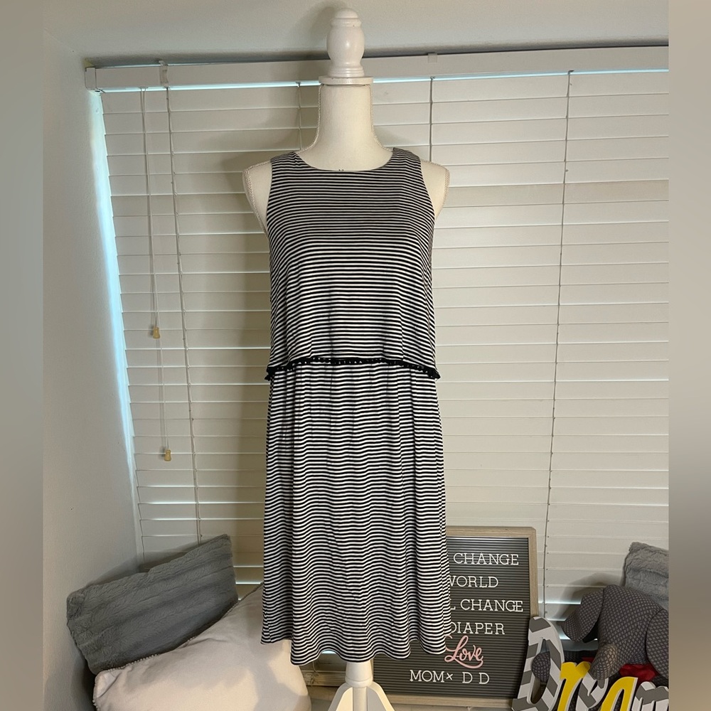Motherhood Maternity Black/White Striped (Lift Up Tiered Nursing Dress)